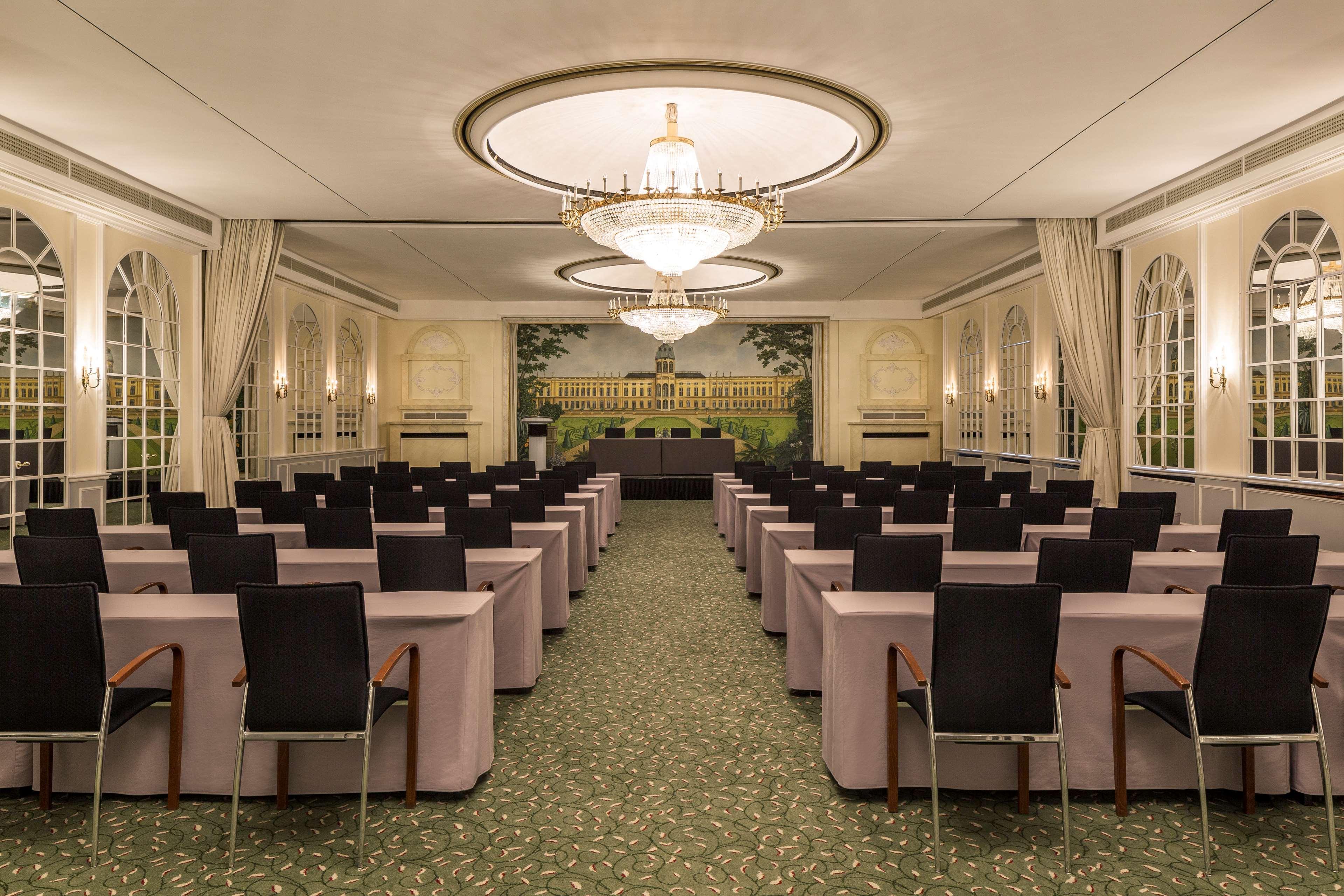 Hotel Bristol