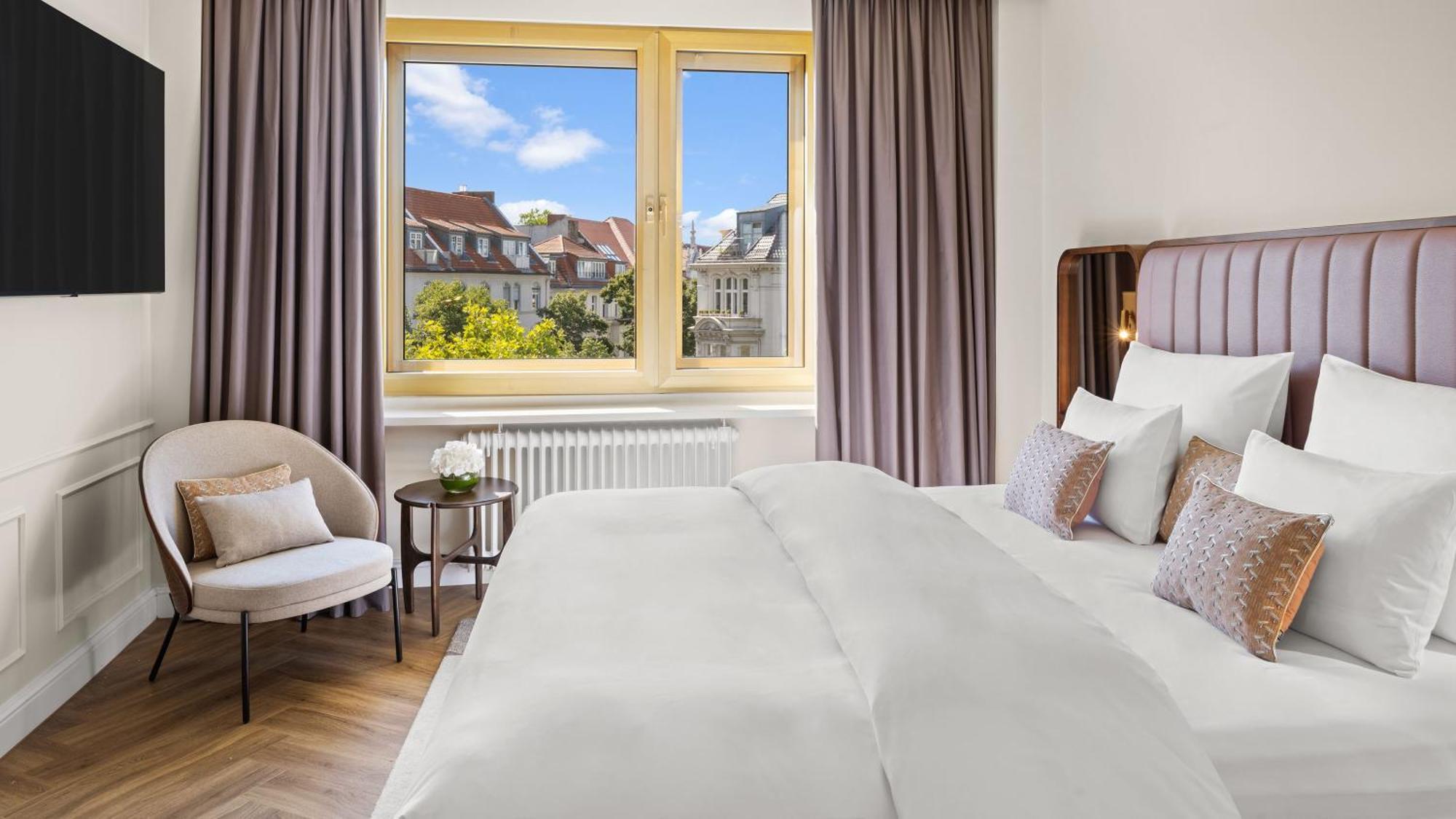 Bristol Hotel 5*